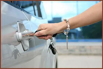  North Miami Locksmith Store North Miami, FL 305-908-3097