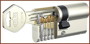  North Miami Locksmith Store North Miami, FL 305-908-3097